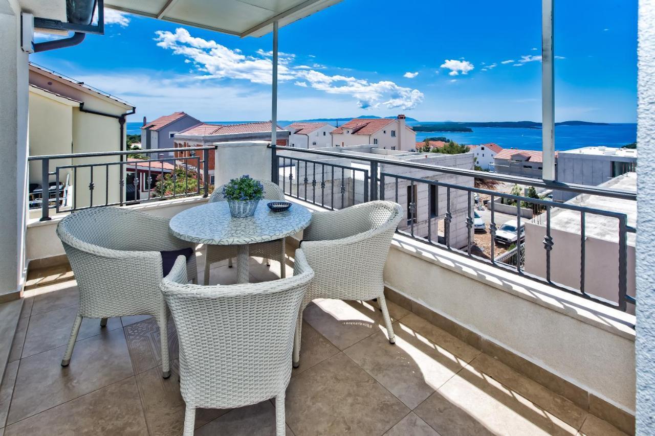 Relaxing Holiday Sunset Apartment Hvar Town Luaran gambar
